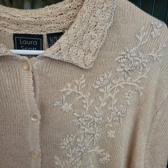 Laura Scott Embroidered Sweater - Picture 4 of 6